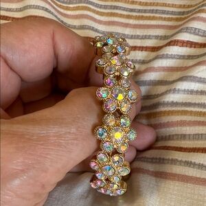 Elegant Gold and Iridescent Crystal Bracelet